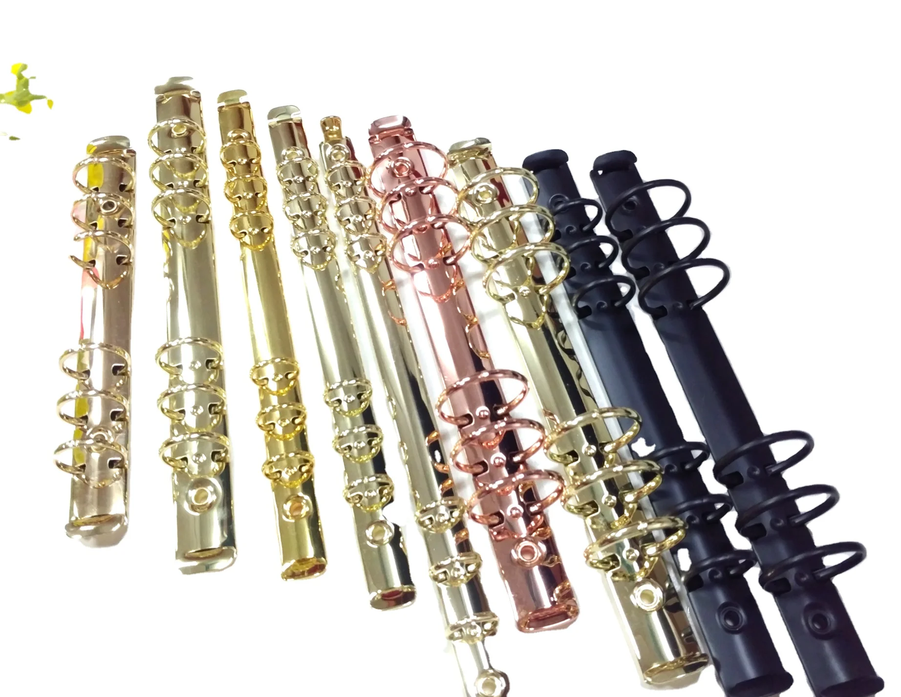 Металлическое кольцо-скоба