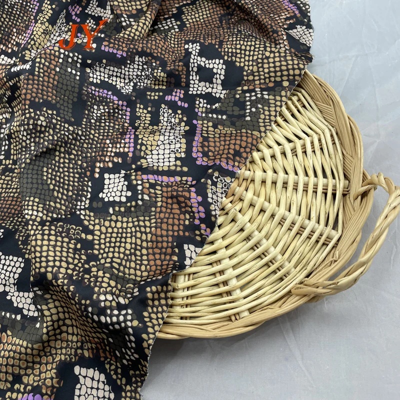 WF082  Wholesale custom digital print cheap  snakeskin Print Silk Chiffon Fabric SMALL MOQ