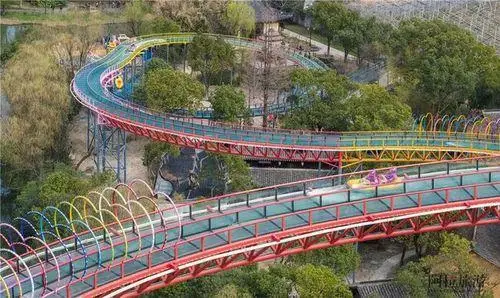 The new popular amusement park king glass drift comprehensive challenge tower