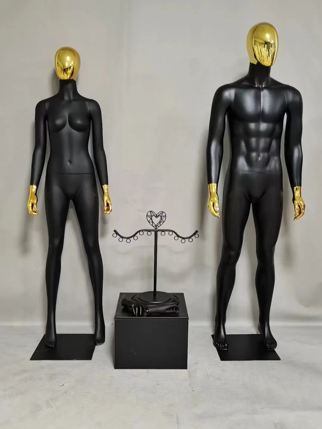 Fashion Window Display Mannequin Male Female Couple Mannequin for Sale