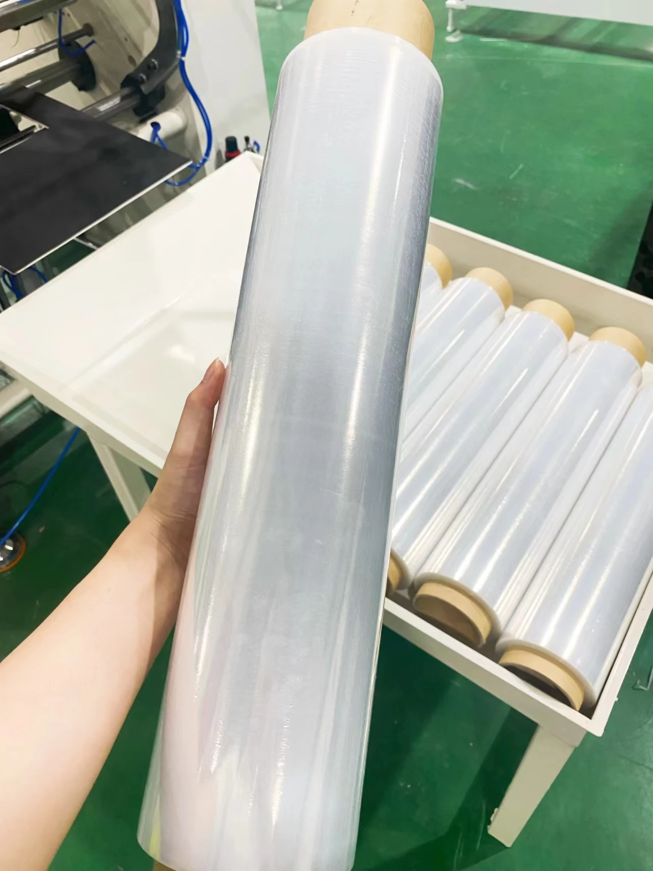 Полностью автоматическая машина для перемотки пленки 500 мм