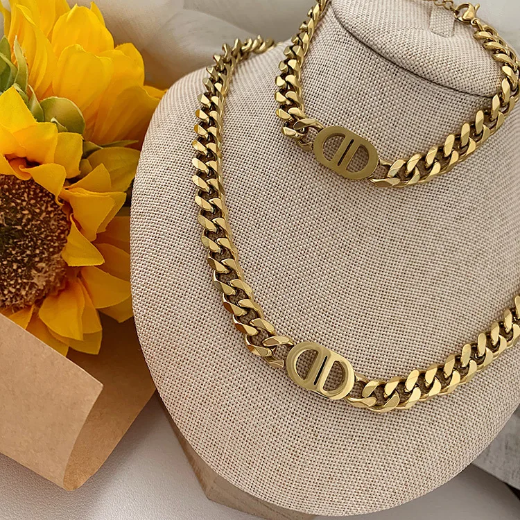 
Newest gold thick chain letters double D titanium steel necklace Bracelet female hip hop chain Jewelry set 