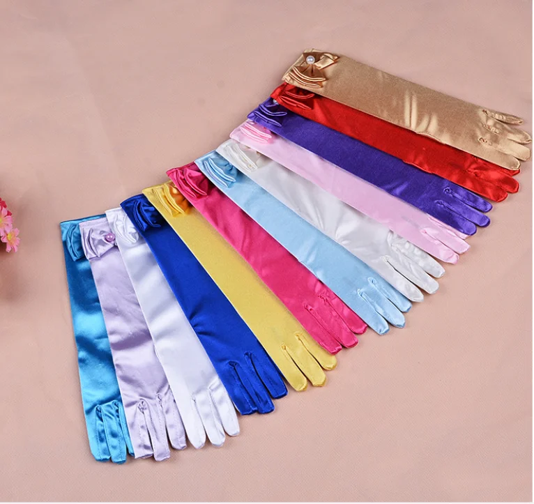 Длинные атласные перчатки для девочек рукавицы до локтя 29 см с изображением цветка белые амулетки дня рождения детские