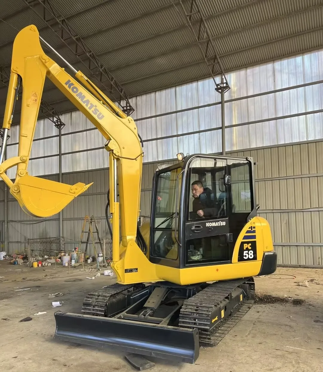 Komatsu Japanese 5 Ton PC58 used excavator and PC55MR PC56 PC60 PC110 used mini digger for sale