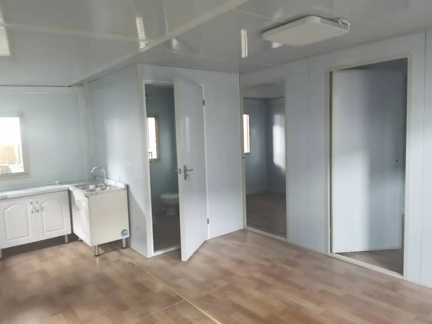 High quality Mobile Home 2 Bedroom Portable Living Container House Australia 20ft 40ft Expandable Container House