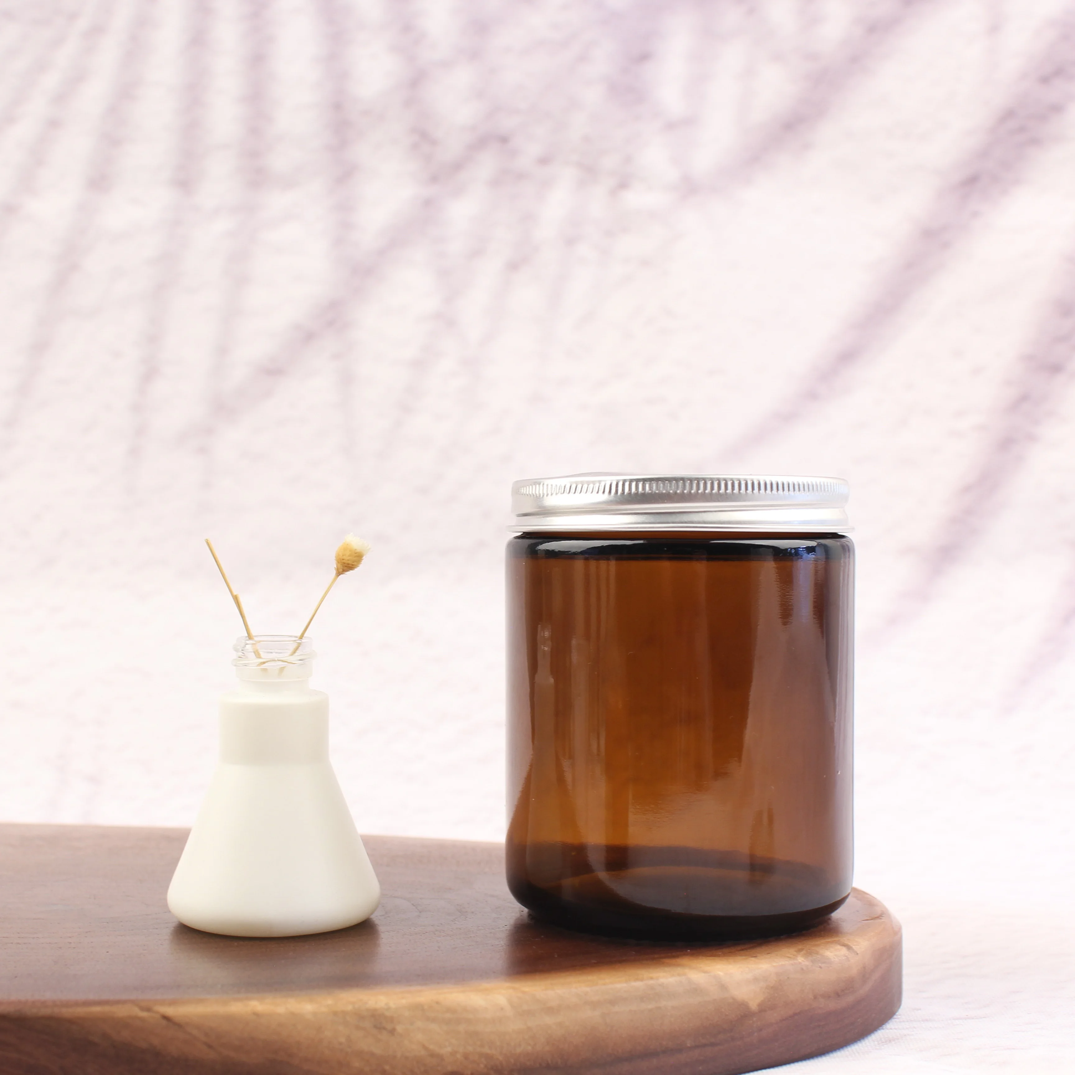 Empty Soy Wax Glass Candle Container 8oz 250ml Wide Mouth Amber Glass Candle Jar with Screw Metal Gold Lid