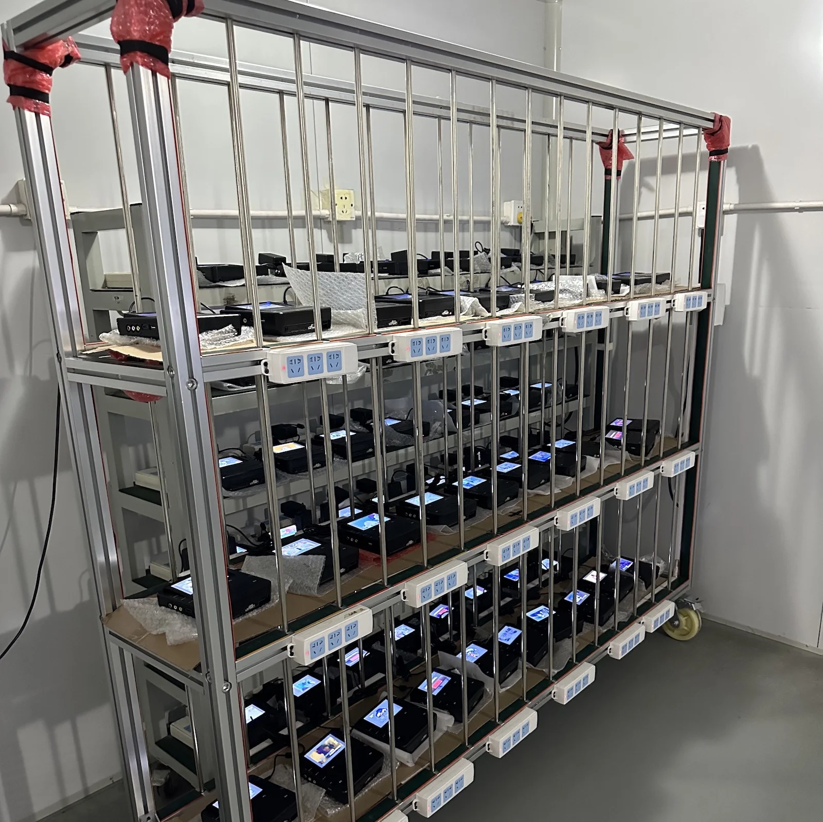 Другие рекламные бизнес-подарки ТВ FM радио rmvb evd USB портативный несколько функций Цифровой Медиа Видео CD DVD VCD