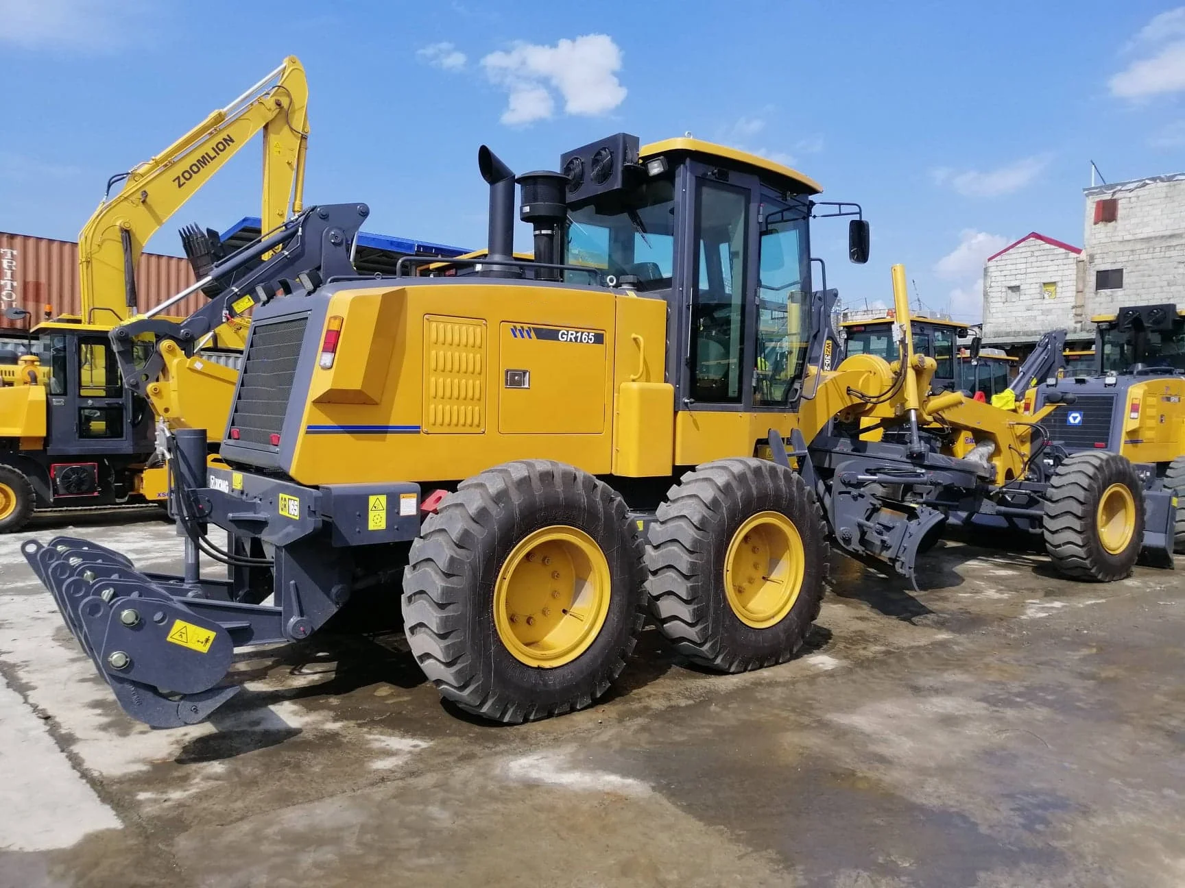 132kw Road Construction Machinery Motor Grader GR165  With Front Blade And Rear Ripper