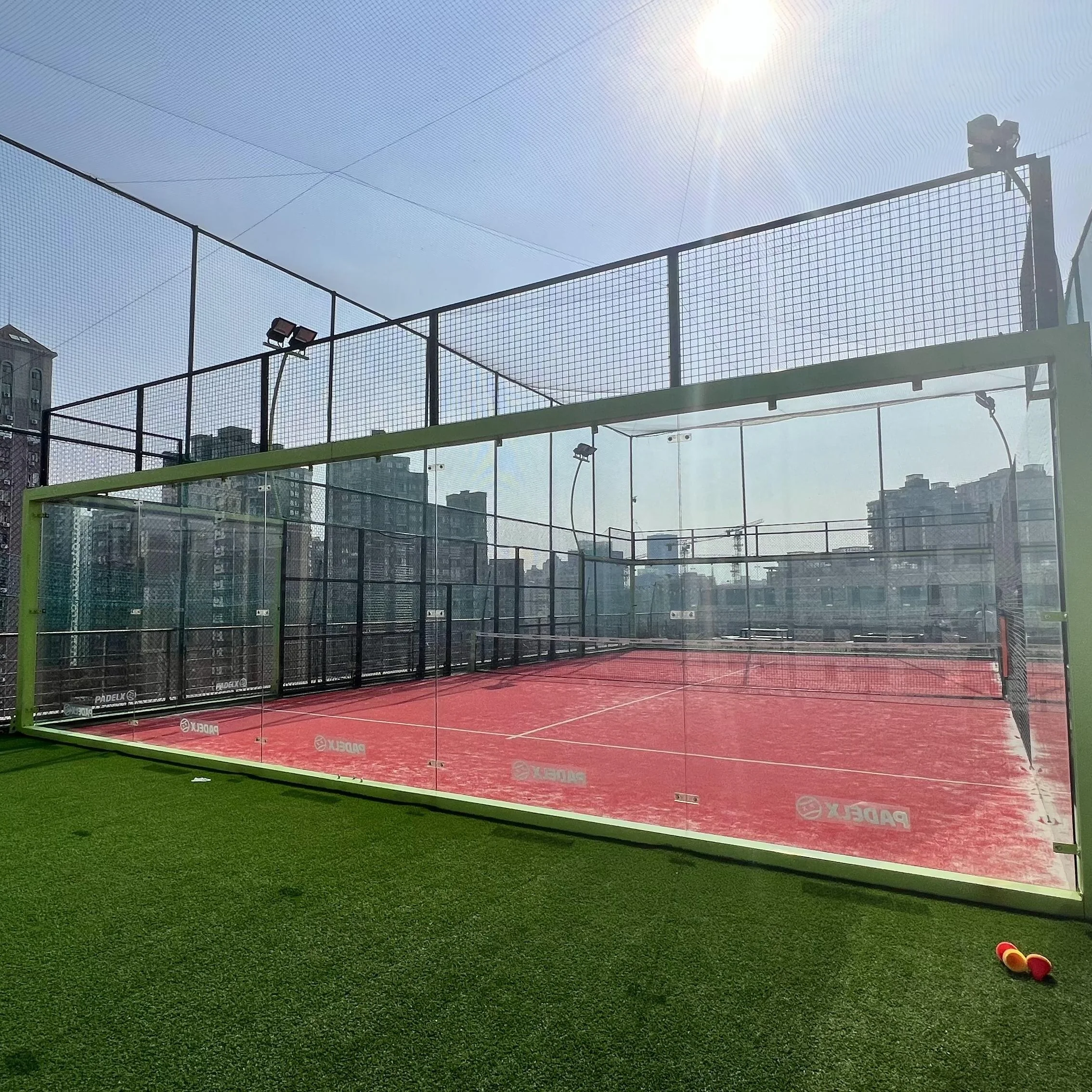 Padle Court Paddel покрытие для теннисных кортов крыша техо палатка панорамные классические корты покрытая крышей производитель Китай