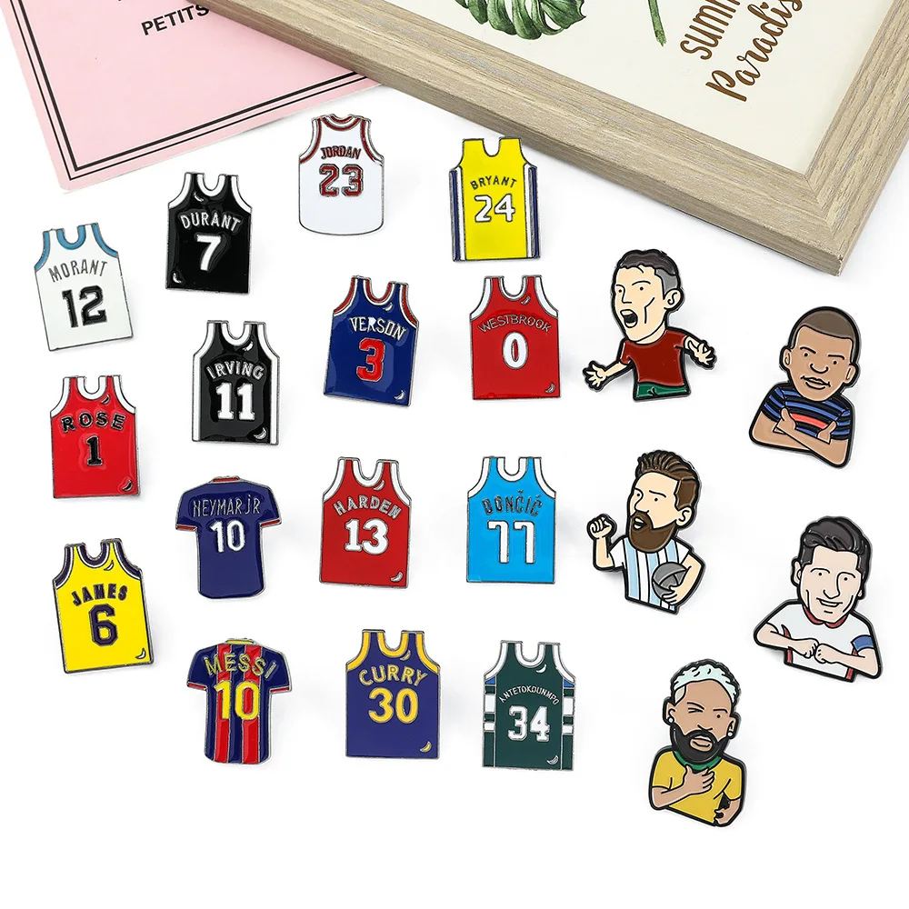 Hot Sale Jewelry Cartoon Cool Football NBA Kobe Lakers Jersey Metal Crafts Pins Cloth Decoration Hat Bag Badges Brooch Accessory
