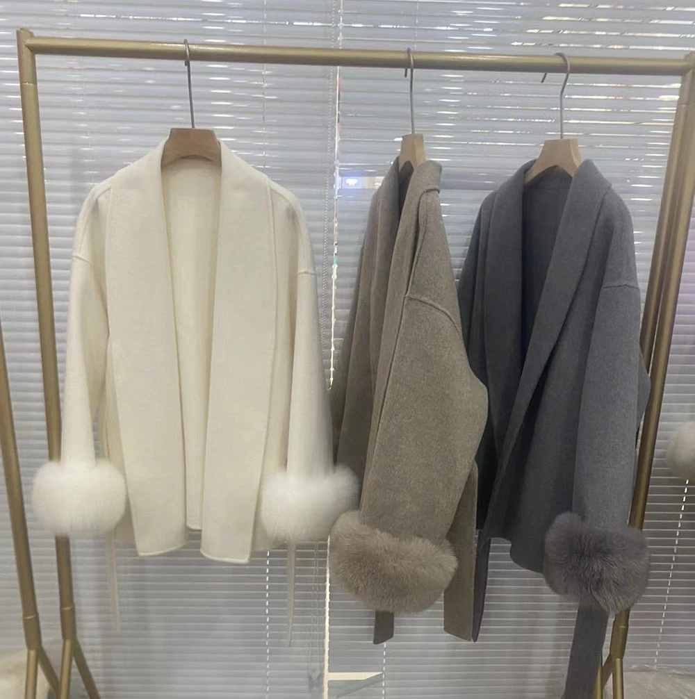 QC23050 New Arrival High Quality Cashmere Wool Cardigan Coat With Detachable Fox Fur Cuffs