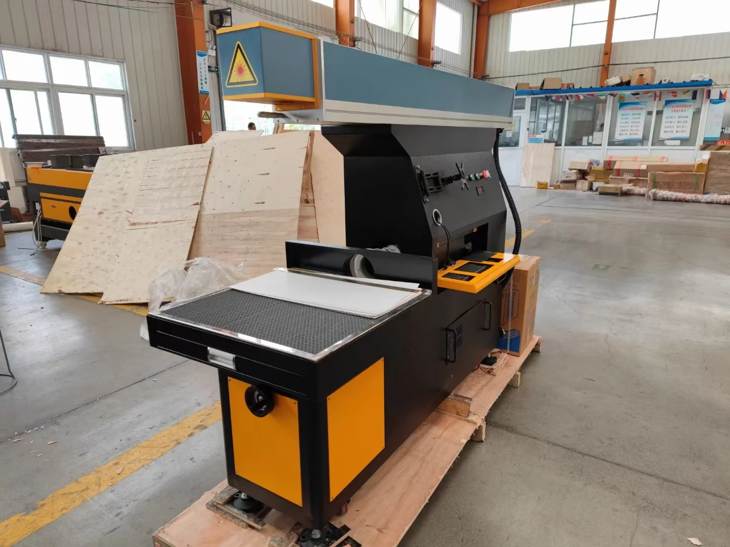 portable desktop galvo co2 laser marking machine glass tube  big sizeThree-dimensional dynamic focusing