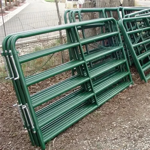 Стальная панель ограждения для животноводческой фермы с покрытием Термообработанная древесина конного и животноводства Тип безопасности
