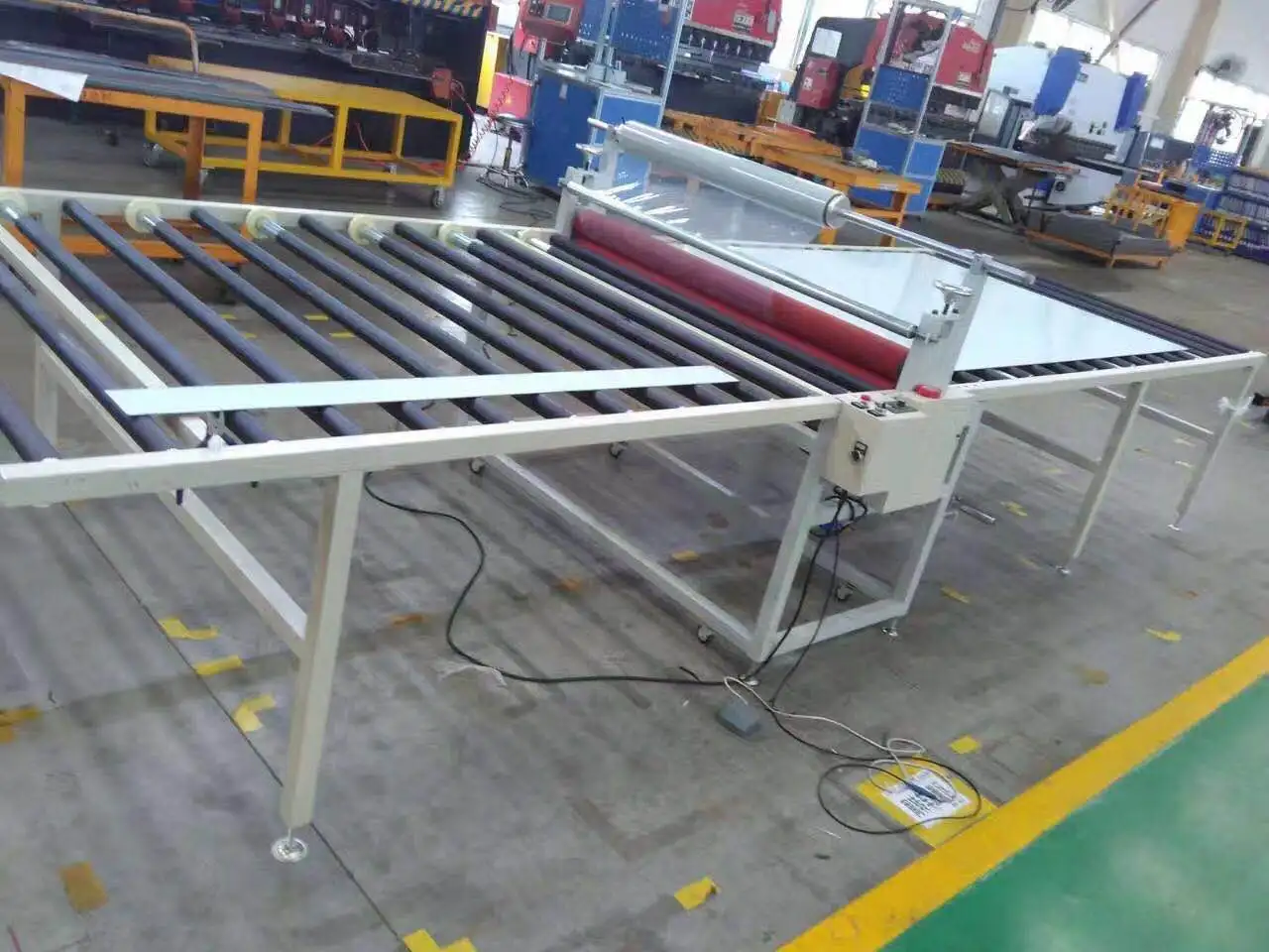 Умный стол HG277 HG1325 1,3 m 2,5 m широкоформатный ручной ламинатор с плоской платформой