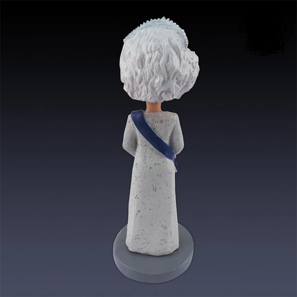 Wholesale living room wine cabinet decorations small knick-knacks  resin ornaments Queen of England