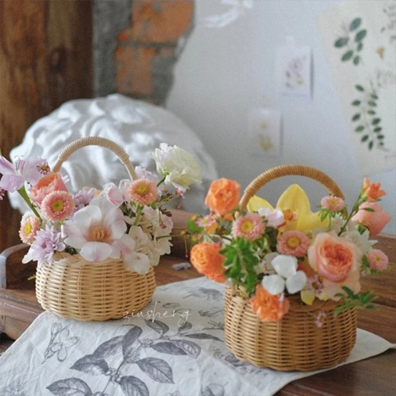 Factory Direct Supply Handmade Wedding Plastic Storage Basket Wicker Rattan Willow Flower Basket with Handles