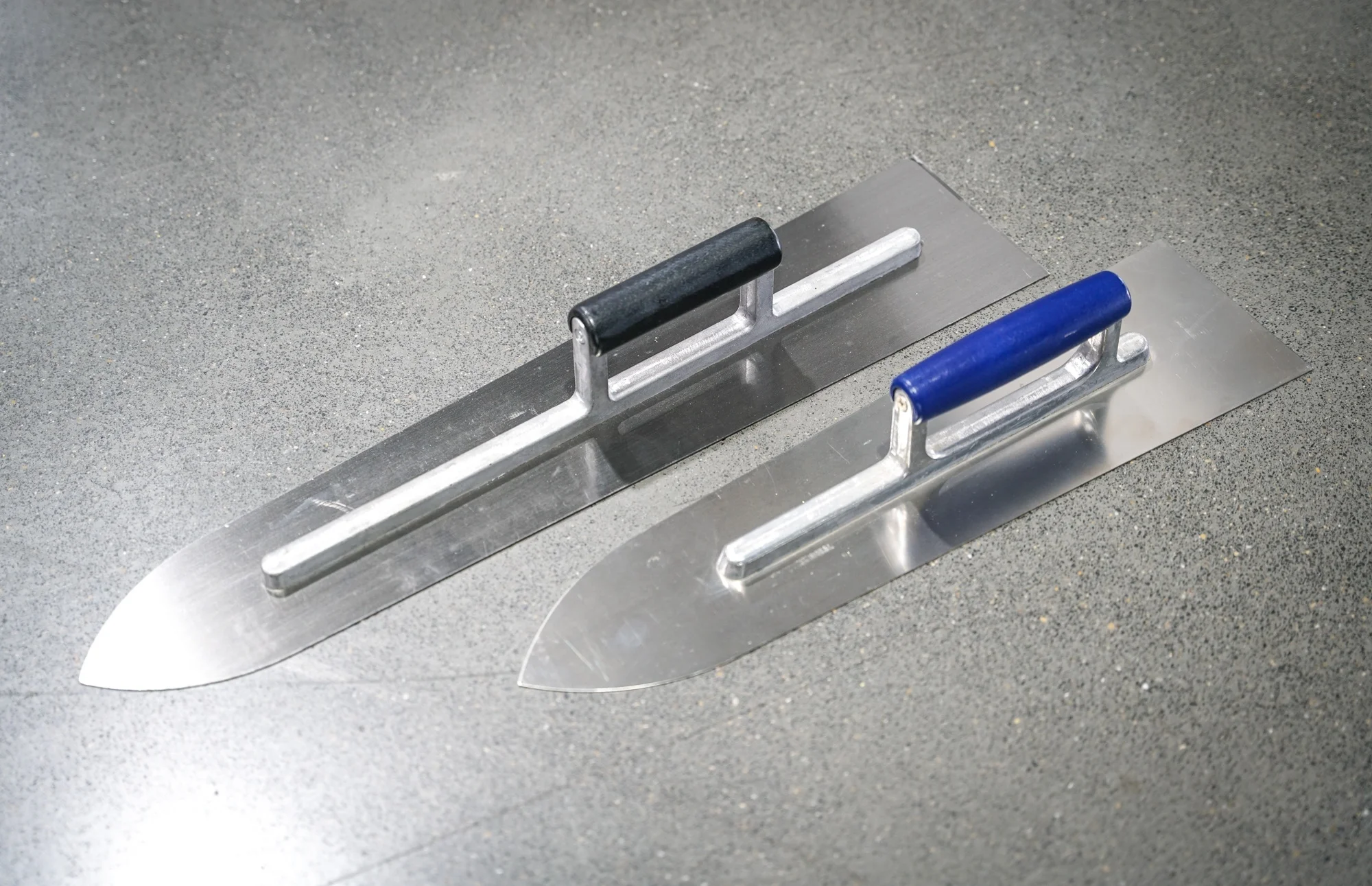 Прямая поставка с завода заостренная цементная кирпичная Штукатурная Затирочная машина ручкой из углеродистой