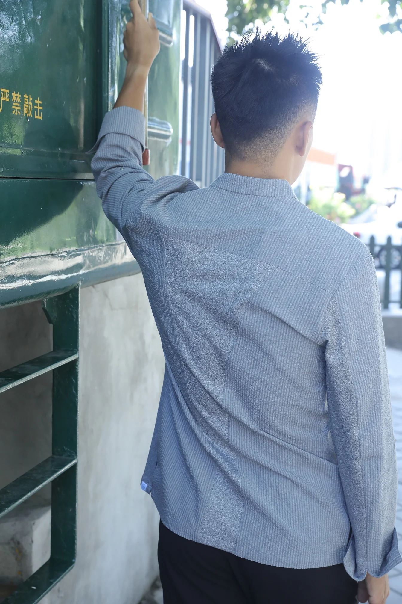 CHECKEDOUT New Style High Quality chef clothing Adjustable Sleeve Chef jacket and chef  restaurant and bar uniform for hotel