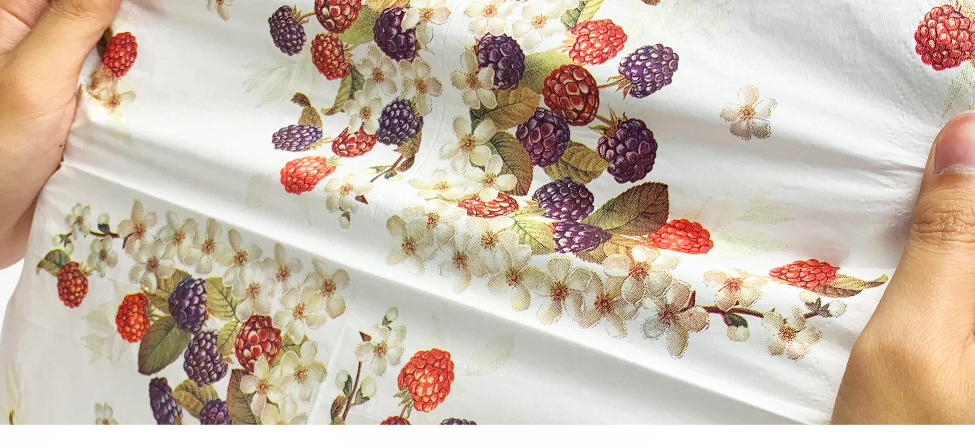 Biodegradable super absorbent cocktail serviette 4 8 fold party dinner print logo paper napkin