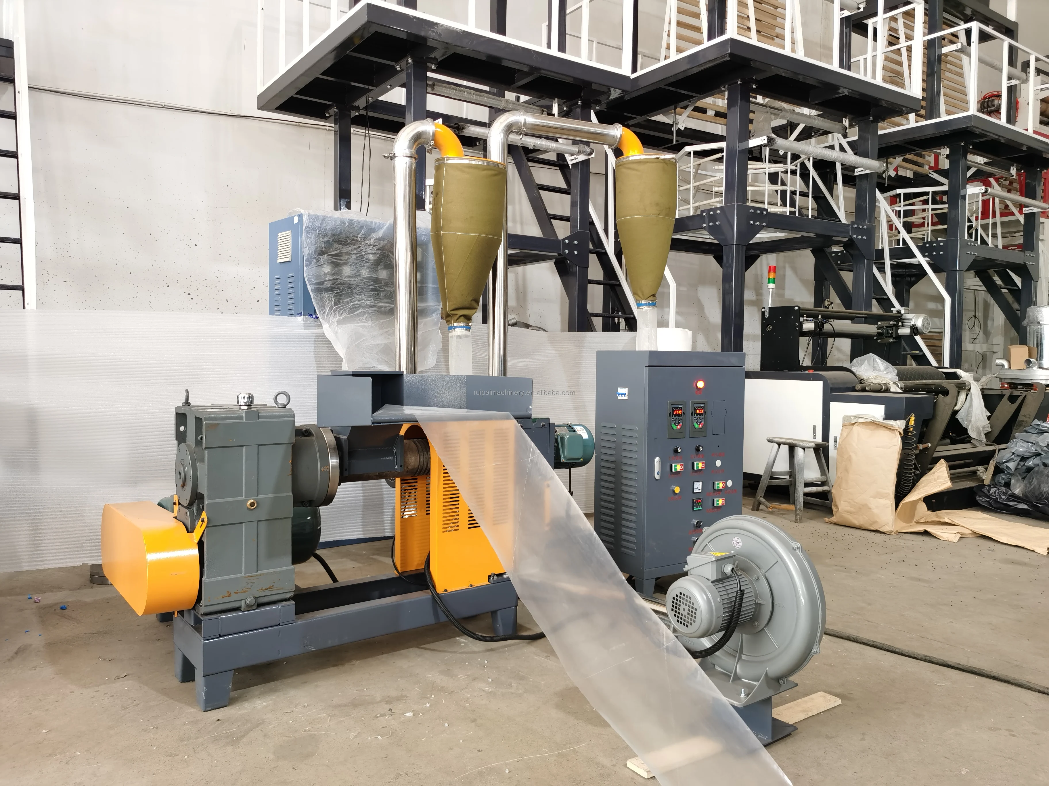 Экономичный биоразлагаемый низкотемпературный мини-гранулятор полиэтиленовой пленки LDPE HDPE с воздушным охлаждением