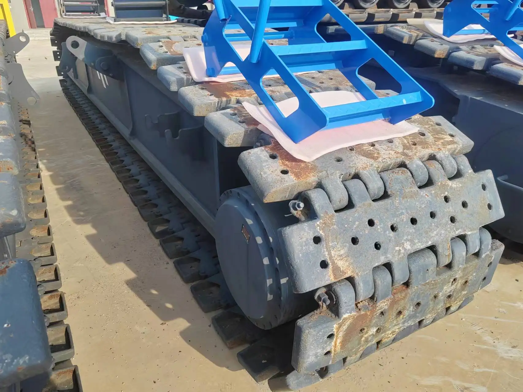 XCMG Official Second Hand Crane Machine Used Crawler Crane Machine XGC130-I For Sale