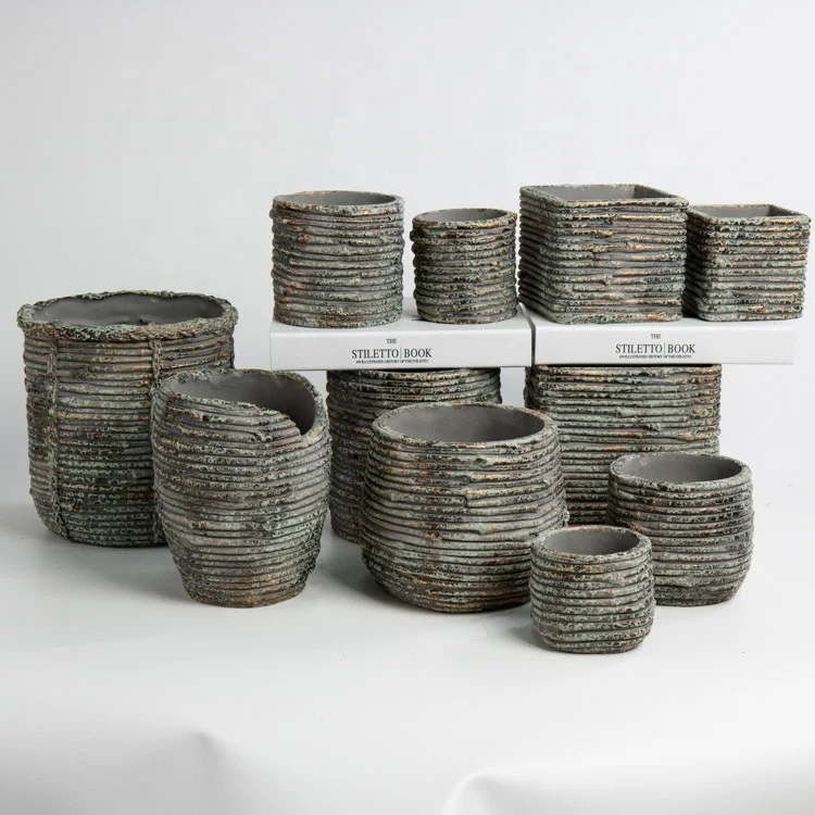 New Design Christmas Decorative Cement Home Decoration Small Succulent Pot for Green Plant