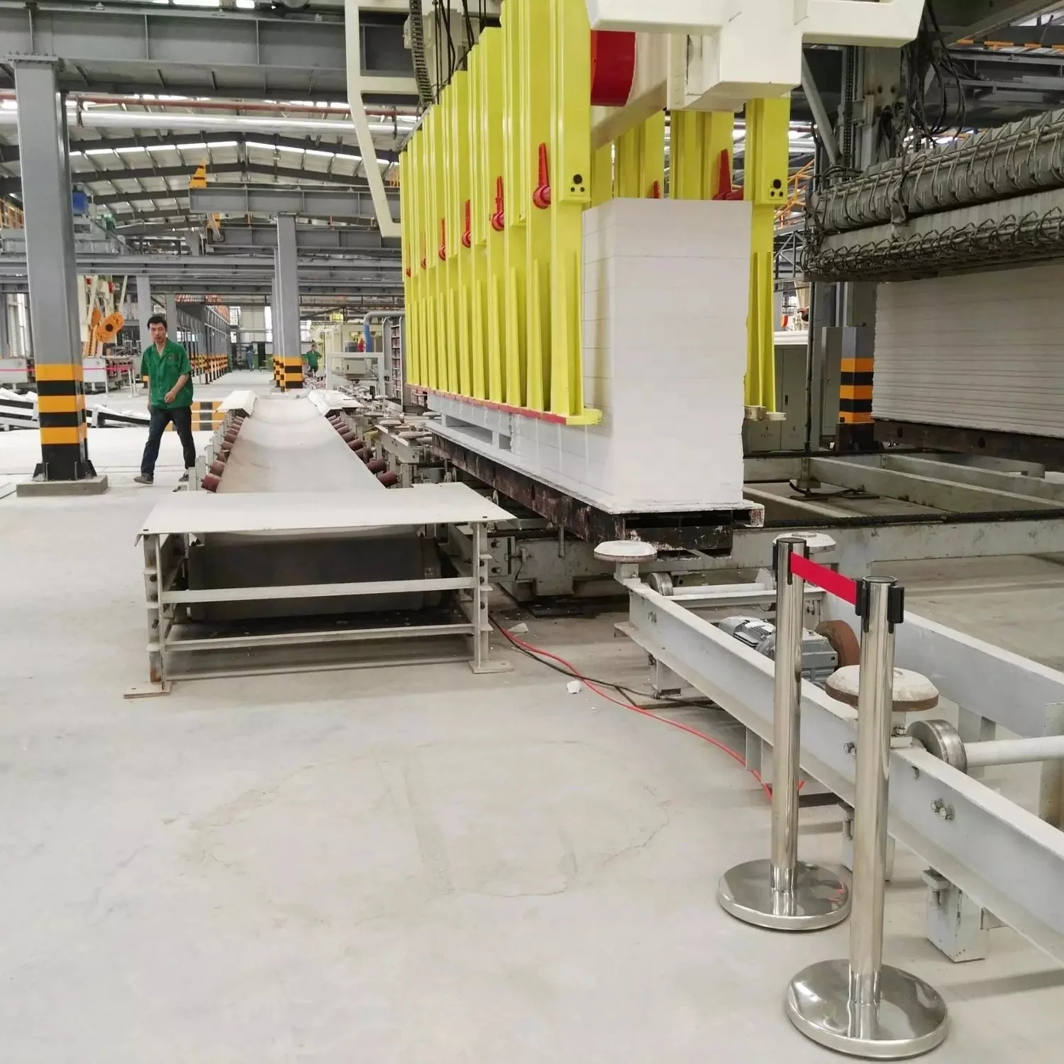 2022 High quality autoclave aerated concrete brick and panel aac machine manufacturers In Philippine