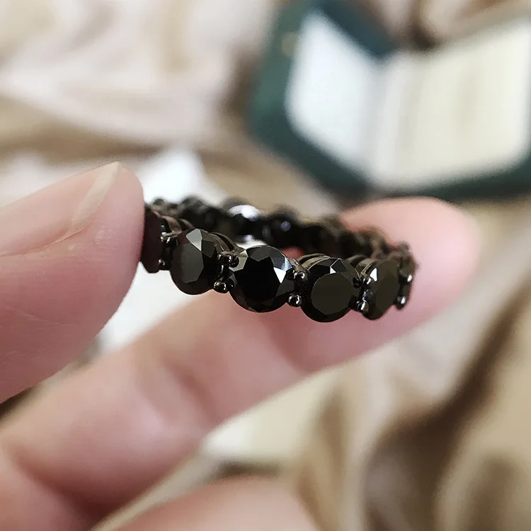 2023 New Retro Style 925 Sterling Silver Jewelry Full Eternity Band Rings Round Shape Black Crystal Zircon Wedding Band Rings