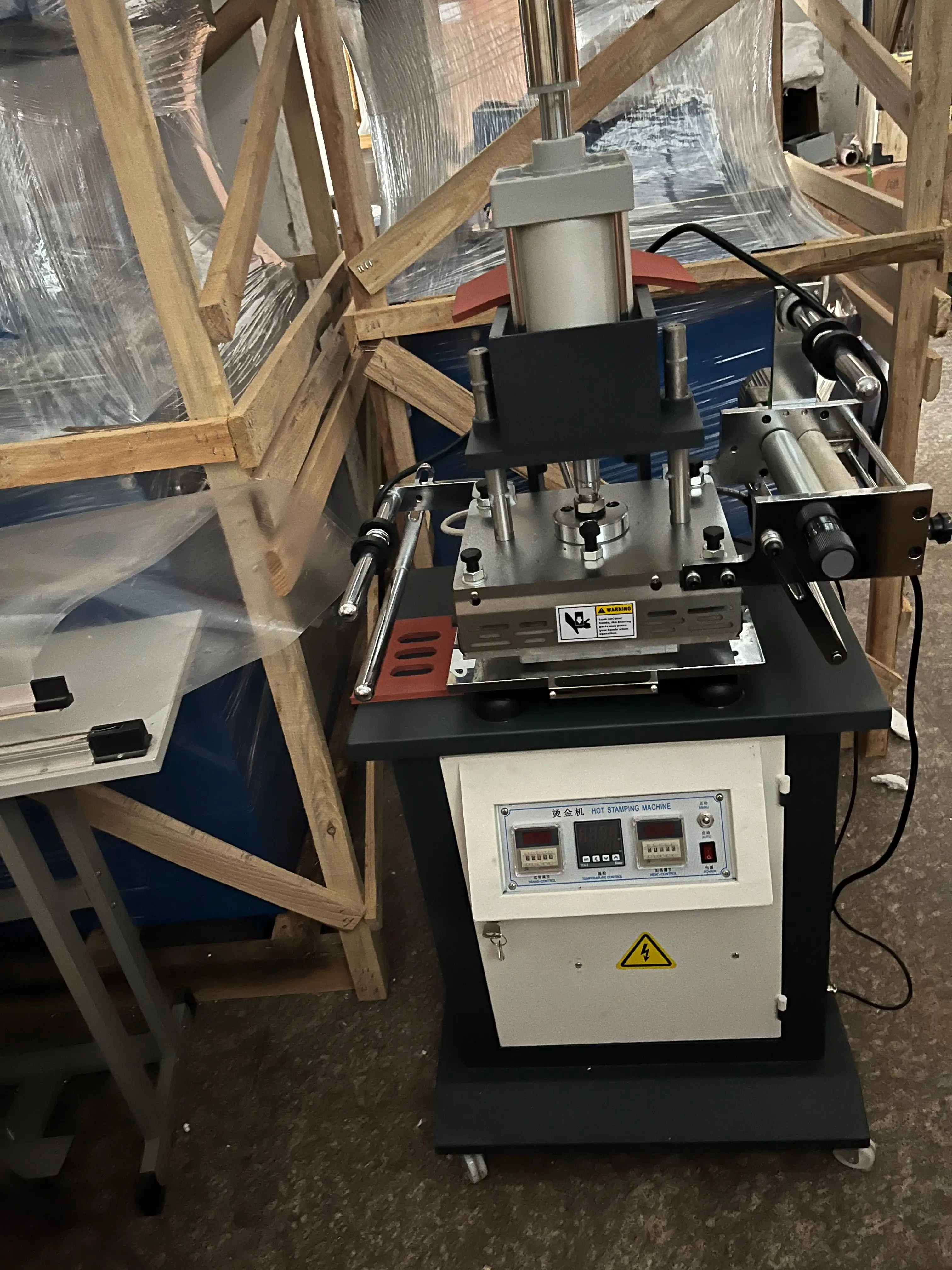 JD210  Pneumatic Hot Foil Embossing Stamping Printing Machine For Leather Plastic