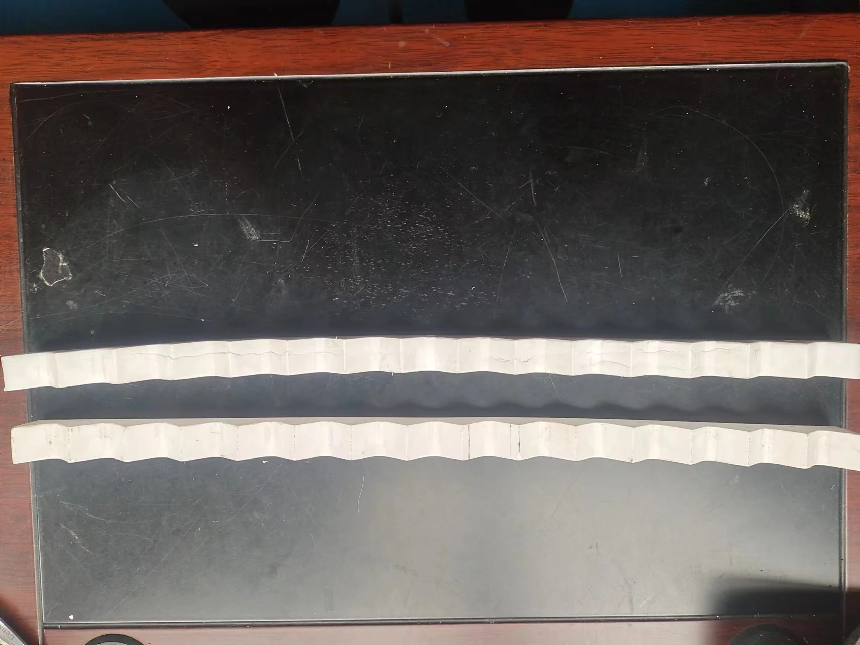 Quality assurance High strength flexible PTFE rack and pinion PTFE sawtooth