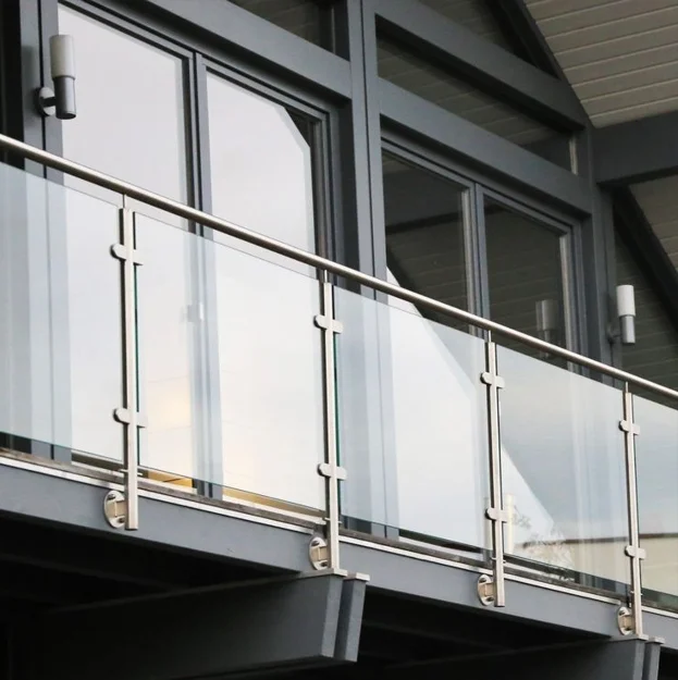 Glass Balcony Railing Post System Stainless Steel 304 Decking Handrail Balusters with Glass Clamp Outdoor Glass Railing