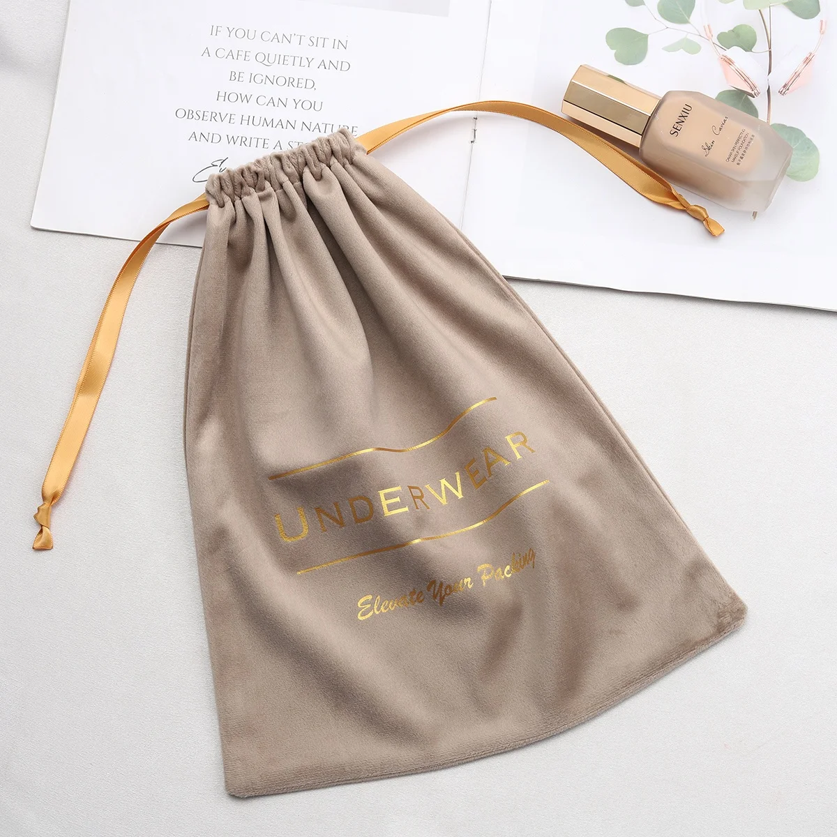 Cheap Custom Logo And Size Drawstring Velvet  Pouch For Underwear Cloth Packaging Velvet Luxury Drawstring Bags