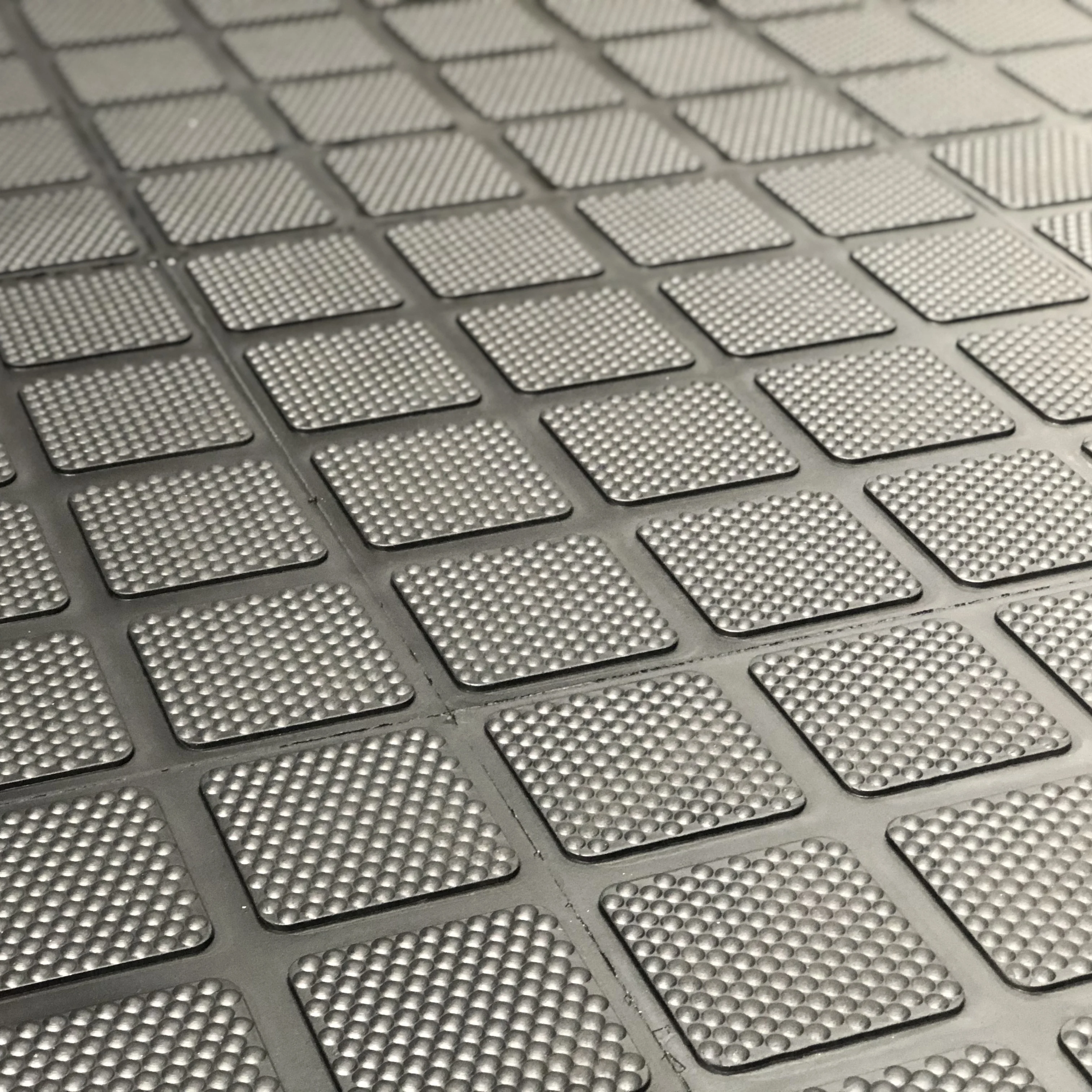 резины для коров /Резиновые маты для коров и КРС