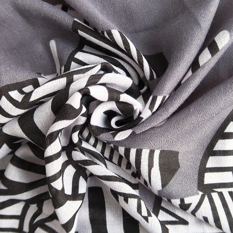 
China Supplier Quality Shawls Scarf For Women Winter Scarf Cotton Polyester Fiber Scarves 