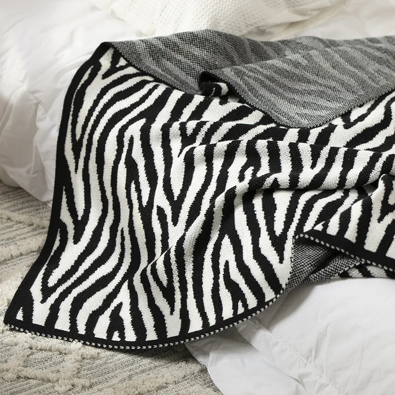 New Design Woven Organic Cotton Sofa Chunky Hot Sale Soft Touch Cable Throw Knitted Blanket For Home