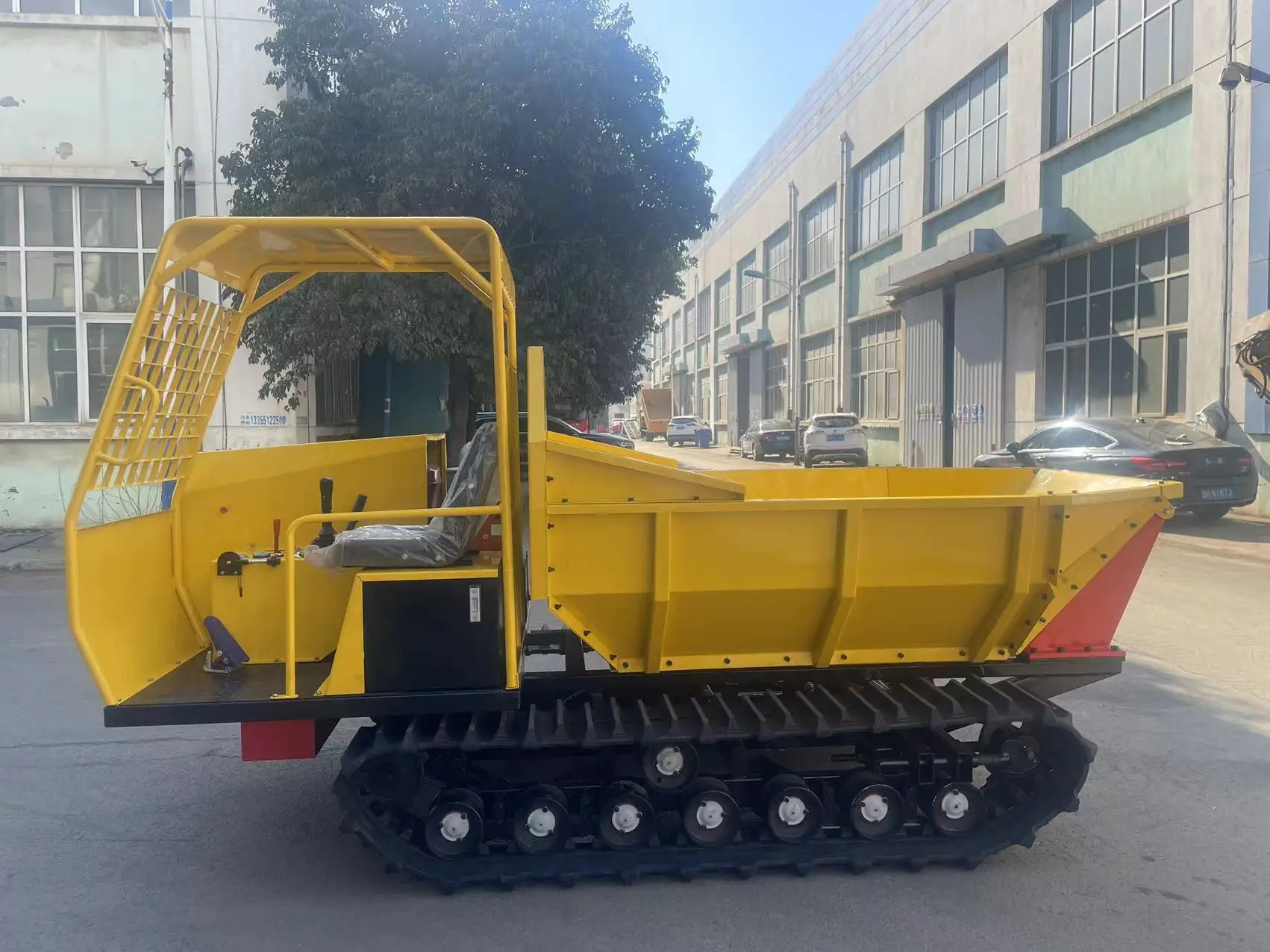 Engineering Rubber Track 3 Ton Transport Crawler Dumper truck Suitable for climbing rough road