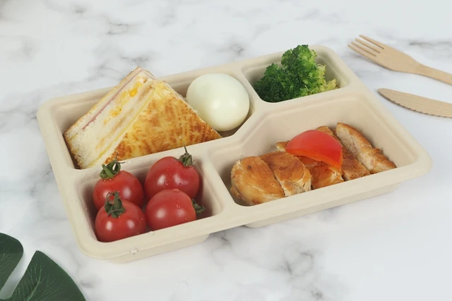700ML Disposable Biodegradable food boxes takeaway packaging disposable 4 Compartments Lunch Box tableware