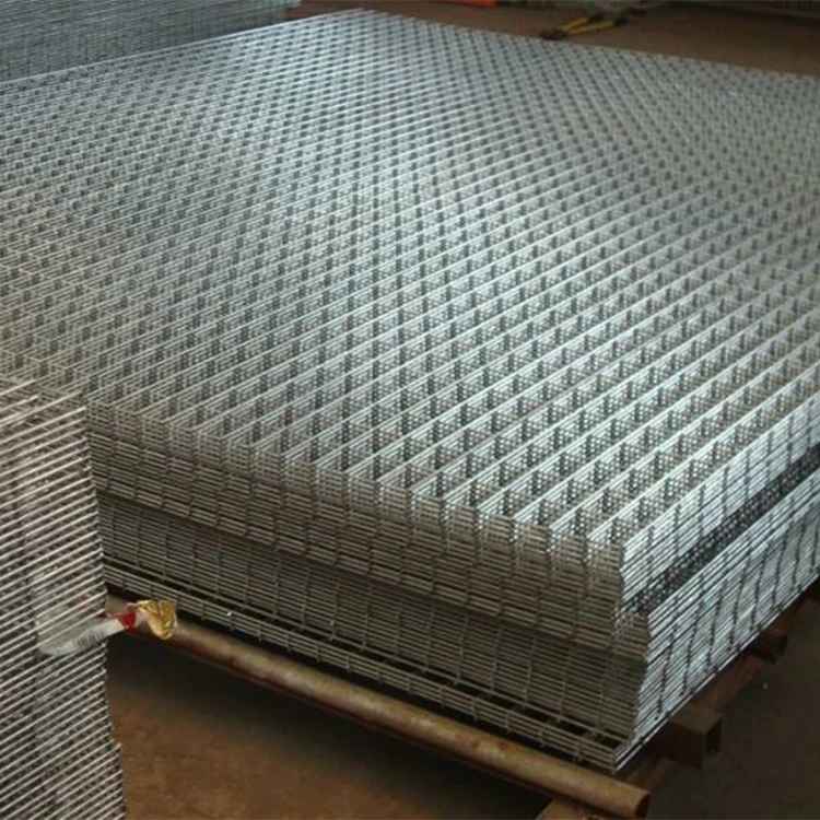 China supply Galvanized Garden decorative PVC coated welded wire mesh fence