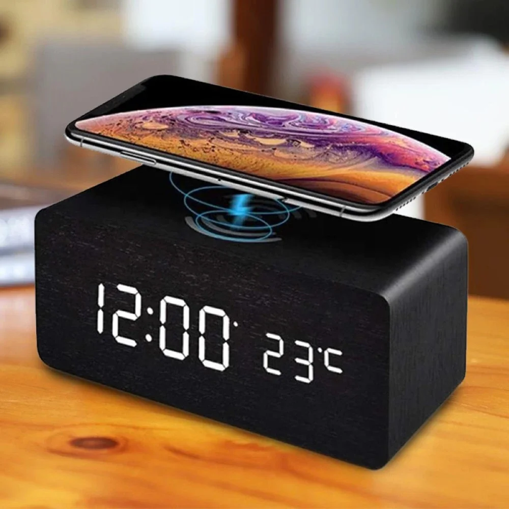 Eco-friendly Wooden Grain Portable 10w Qi Fast Charging Phone Charger Led Digital Alarm Clock