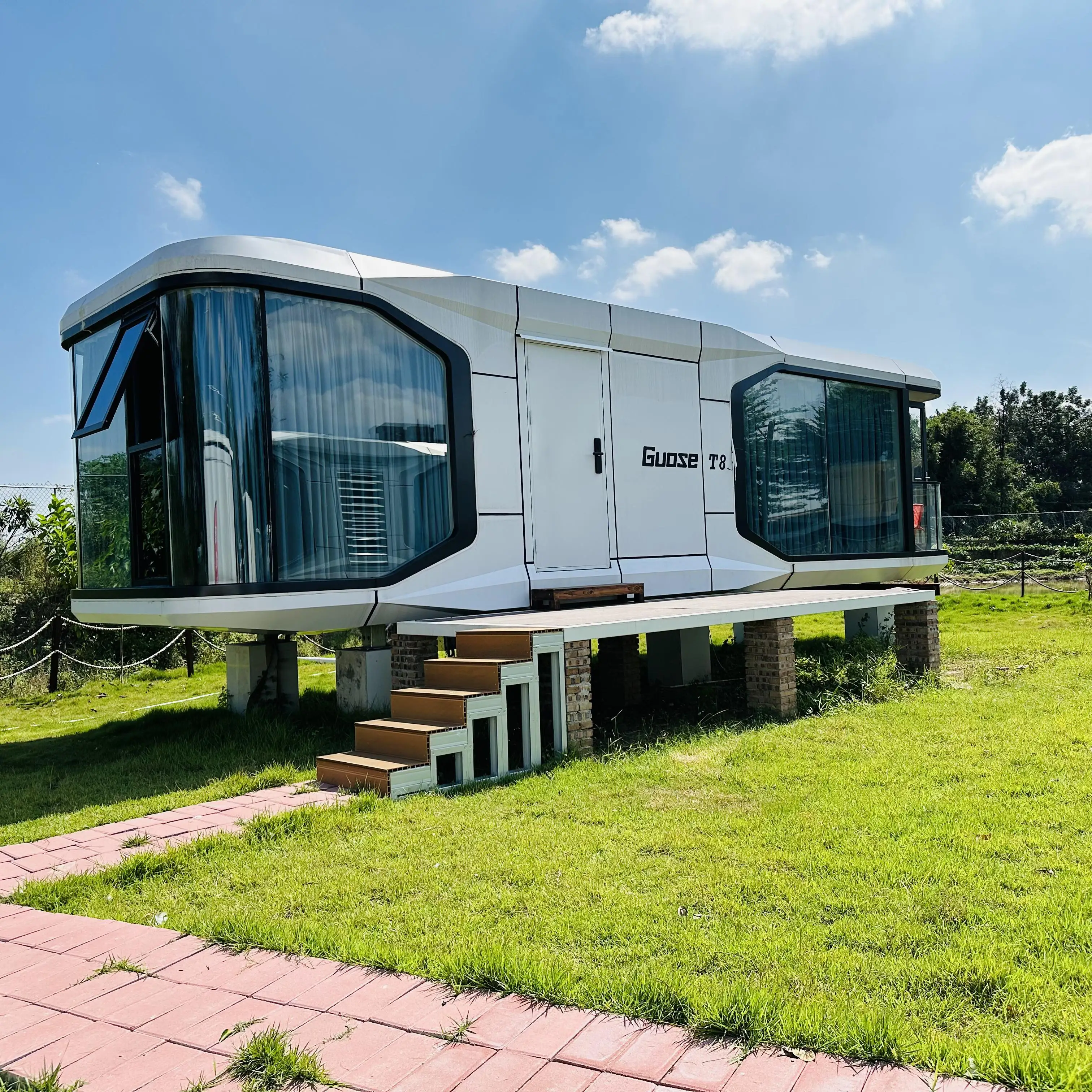 high Quality factory outlet Luxury modern space capsule with platform Prefabricated Container House for villa,hotel.