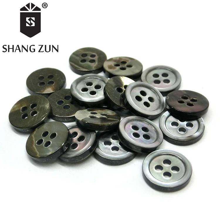 Wholesale custom clothing accessories button 4 hole sweater button natural black butterfly mother of pearl button
