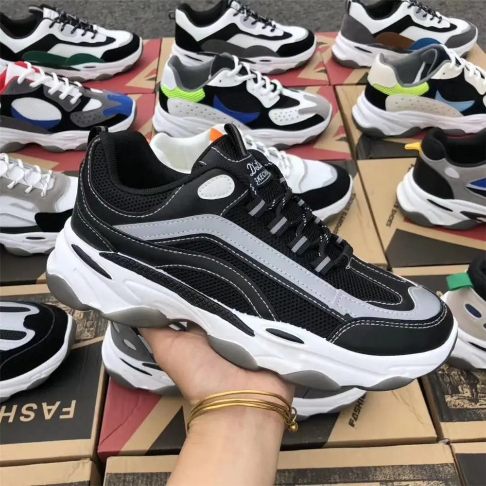 Hot Sales Bulk Wholesale Shoes Type Designs for Men Shoes Stock Mixed Sneakers Shoes PU Adult Cotton Fabric Canvas stock