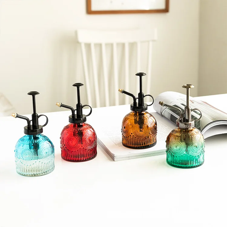 Chinese Supplier Glass Plant Mister Spray Bottle Internal Watering Can Portable Water Can