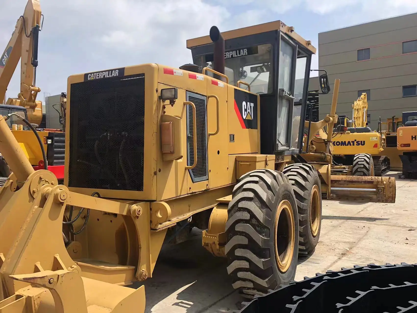 Hot Selling Good quality CAT 140K motor grader japan used cheap caterpillar usa 140G 140K 140 motor grader for sale