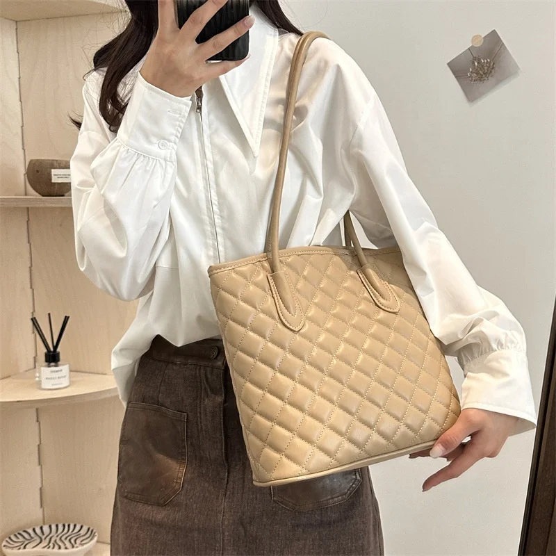 Wholesale Pure Color Rectangle Shoulder Bag Women PU Leather Underarm Bags Embroidery Rhombus Indentation Handbags for Girls
