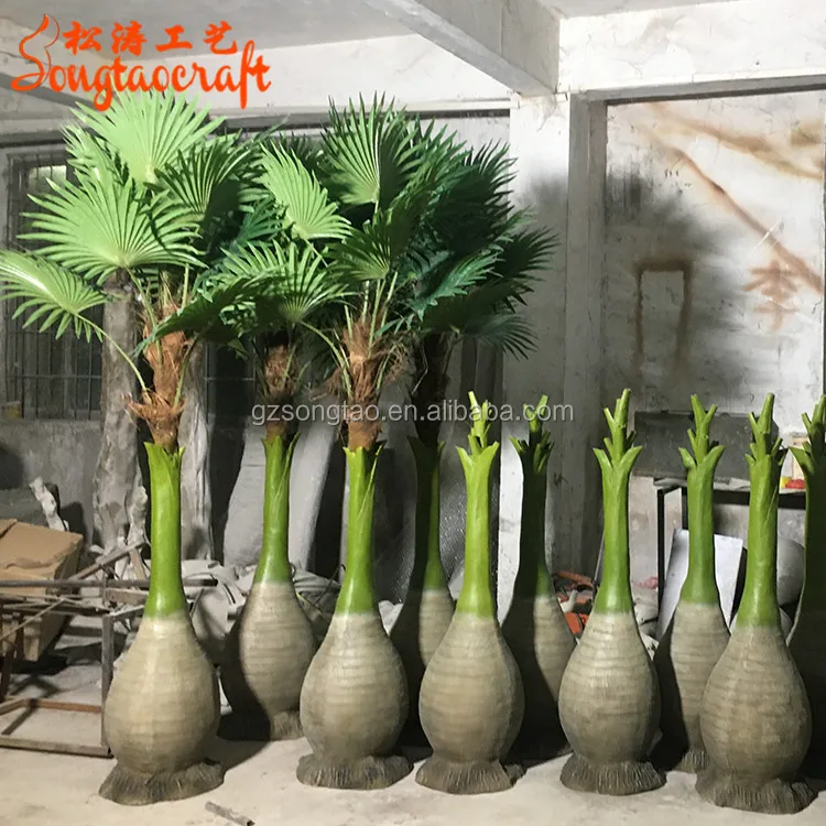 Artificial Outdoor Fiberglass Tall Trees Wine Bottle Coconut Palm Tree For Shopping Mall Indoor Decoration