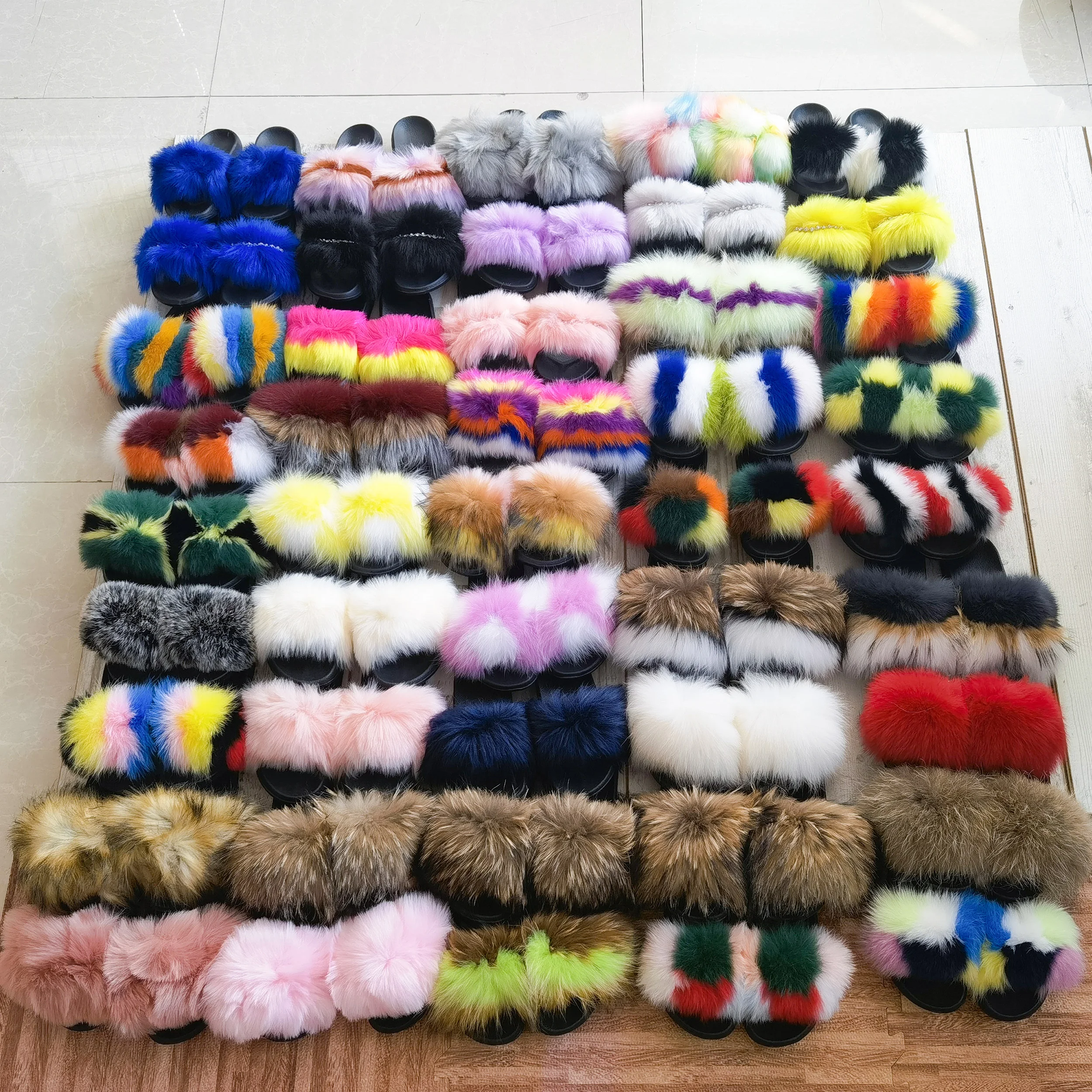 Женские сандалии на плоской платформе, модные дизайнерские сандалии из искусственного меха енота, на заказ