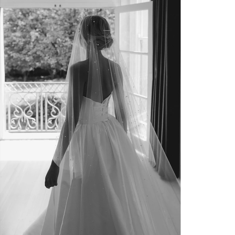 Свадебные фаты с длинным жемчугом