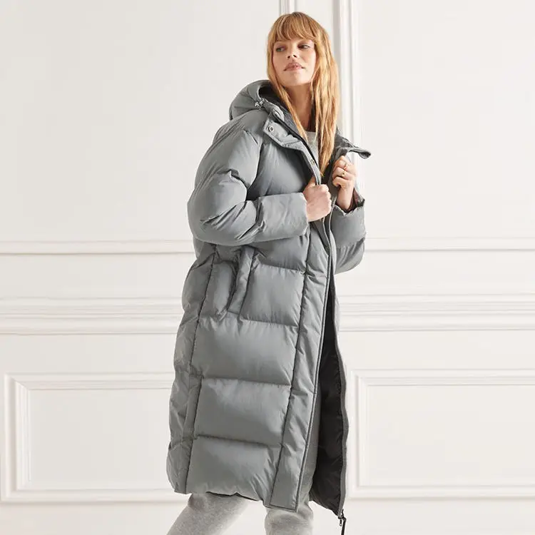 2023 New design wholesale hot long hooded women winter bubble overcoats plus size quilted down padded  jackets