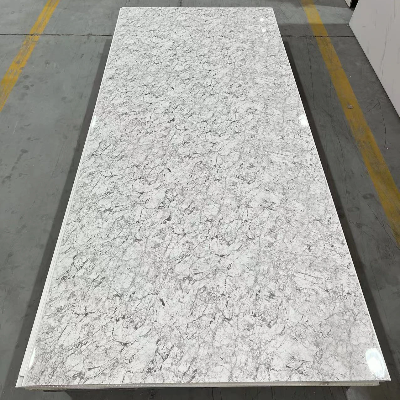 Modern Design Waterproof Soundproof Fireproof  PVC Bathroom Wall Panels